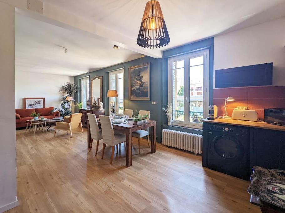Appartement L'Ideal Hyper Centre-Ville Шарлевіль-Мезьєр Екстер'єр фото